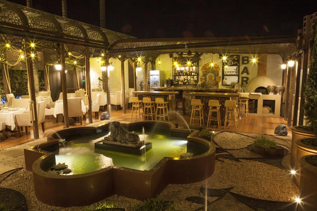 Hotel Boutique & Spa Jardines De La Alhambra (Adults Only) Перейра Екстериор снимка
